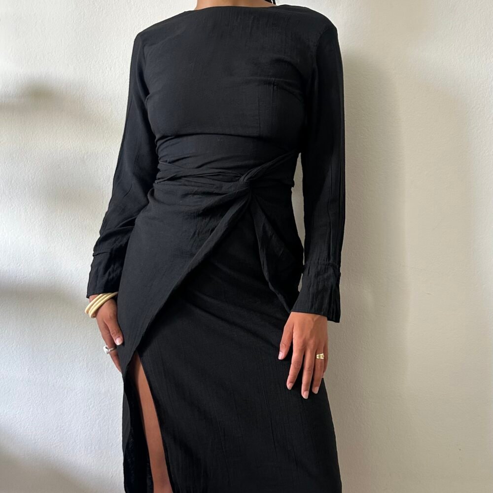 MASSIMO DUTTI — Black Long Sleeve Dress — 2000s